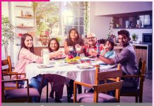 Home: घर हो आकर्षण का केंद्र Home