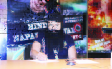 डीएनए के लिए कदम बढ़ाएं डीएनए के लिए कदम बढ़ाएं