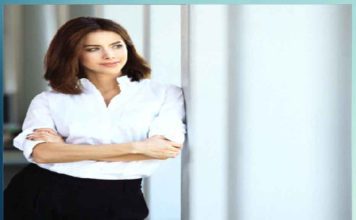 employed-women-become-powerful