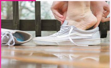 Foot Care: बिना जुराबों के जूते पहनने से बचें Foot Care