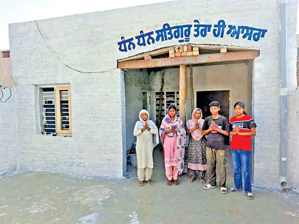 New Home: बेटी की पुकार सुन पूज्य गुरु जी ने दिया ‘नया घर’ 2 2