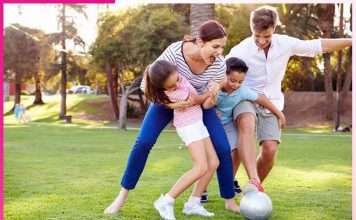 Children: बच्चों संग गुजारें प्यार भरे पल Children