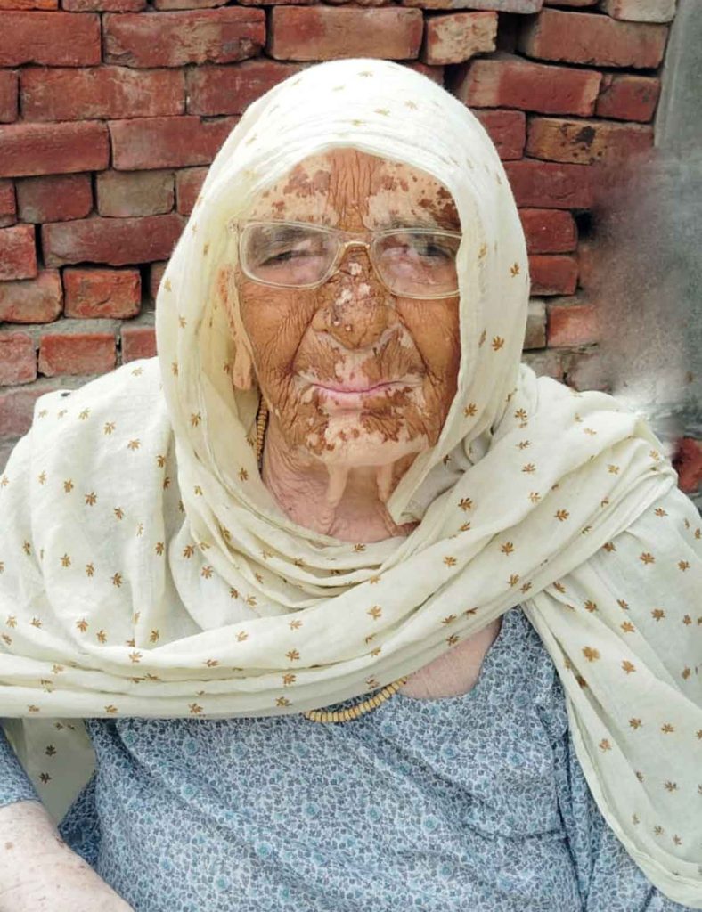 Sawan: सावन जल्दी आइयो रे... 4 Kaushalya devi