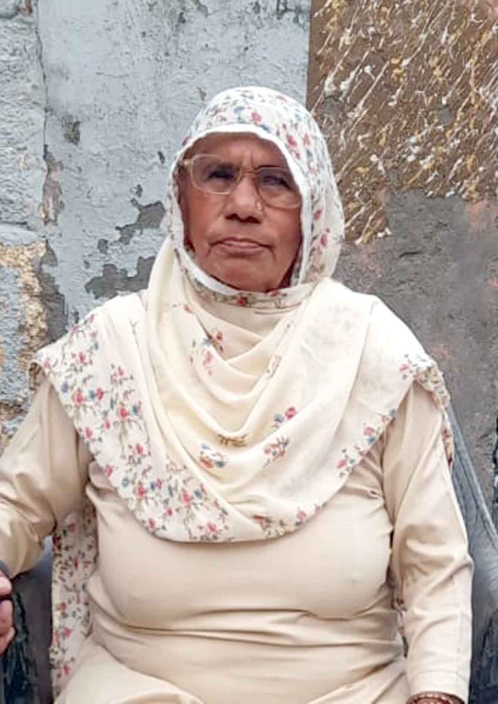 Sawan: सावन जल्दी आइयो रे... 3 Roshani devi