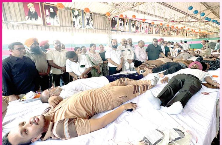 Dera Sacha Sauda: डेरा सच्चा सौदा: थैलेसीमिया पीड़ितों के लिए किया रक्तदान Dera Sacha Sauda